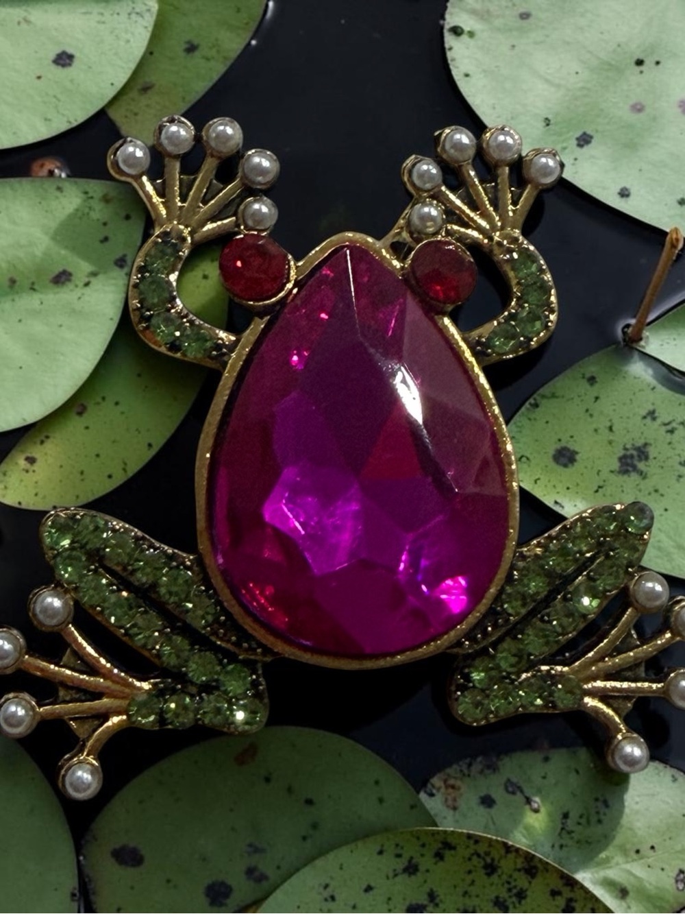 Gold-Tone Frog Brooch with Fuchsia and Green Crystals